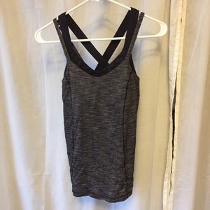 LuLuLemon Run For Gold Tank Top. Size 6.